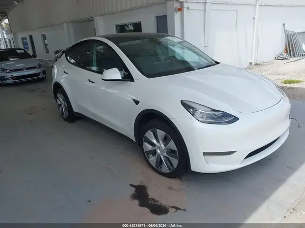 7SAYGDEE9PA035206 2023 TESLA MODEL Y - Image 1