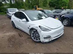 7SAYGDEE9PA038770 2023 TESLA MODEL Y