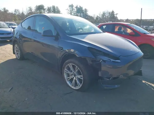 7SAYGDEE9PA041474 2023 TESLA MODEL Y - Image 1