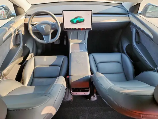 7SAYGDEE9PA044097 2023 TESLA MODEL Y - Image 8