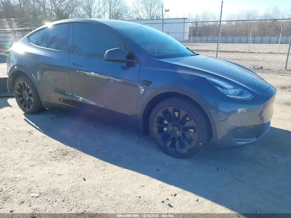 7SAYGDEE9PA044441 2023 TESLA MODEL Y - Image 1