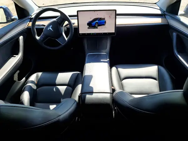 7SAYGDEE9PA046562 2023 TESLA MODEL Y - Image 8