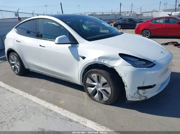 7SAYGDEE9PA055293 2023 TESLA MODEL Y - Image 1