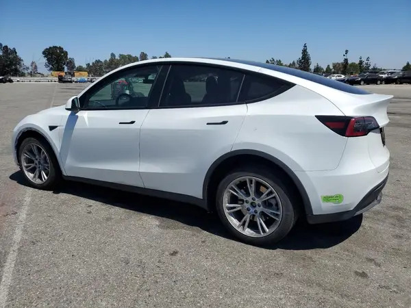 7SAYGDEE9PA059358 2023 TESLA MODEL Y - Image 2