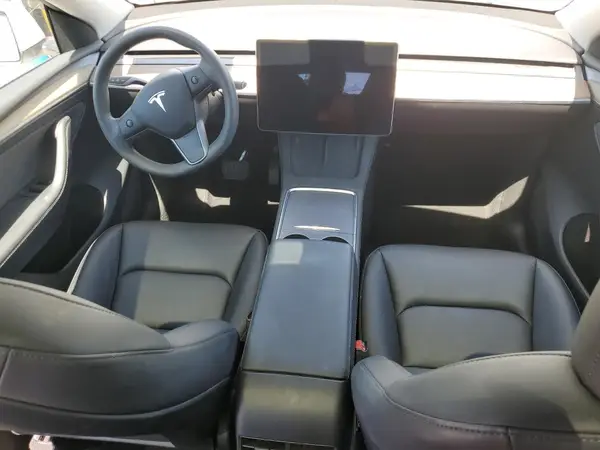 7SAYGDEE9PA059358 2023 TESLA MODEL Y - Image 8