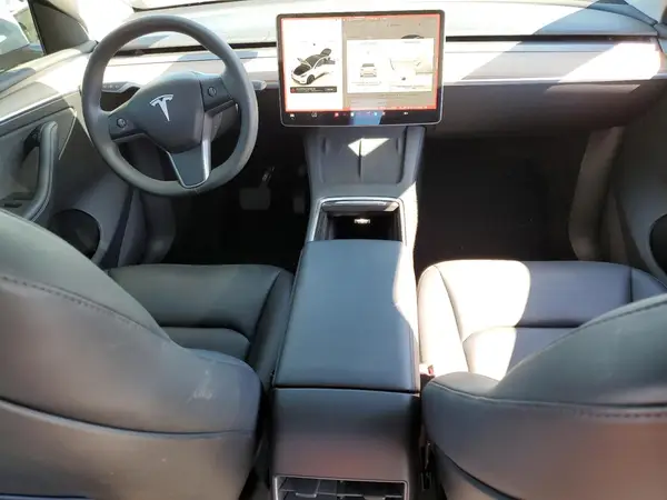 7SAYGDEE9PA065354 2023 TESLA MODEL Y - Image 8