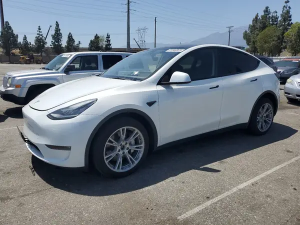 7SAYGDEE9PA069002 2023 TESLA MODEL Y - Image 1
