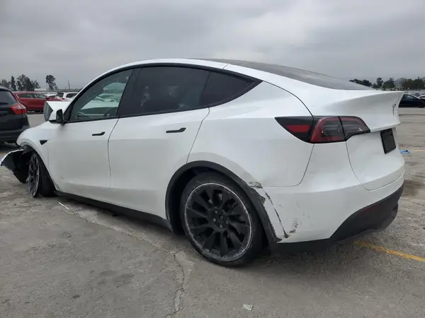 7SAYGDEE9PA070232 2023 TESLA MODEL Y - Image 2