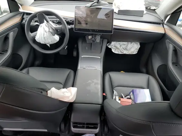 7SAYGDEE9PA070232 2023 TESLA MODEL Y - Image 8