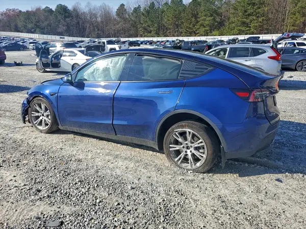 7SAYGDEE9PA077830 2023 TESLA MODEL Y - Image 2