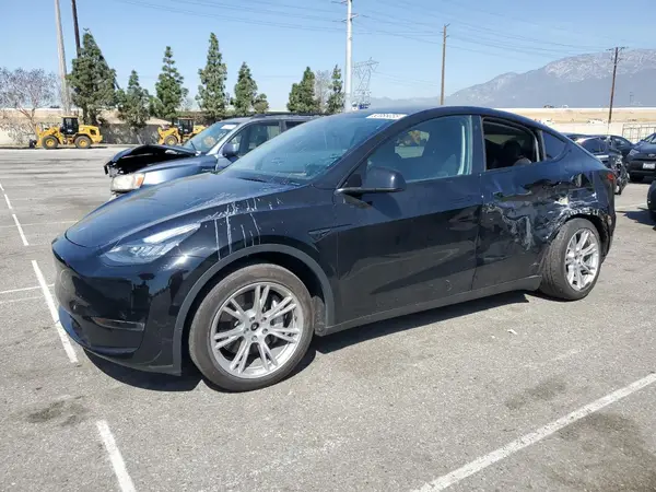7SAYGDEE9PA080811 2023 TESLA MODEL Y - Image 1