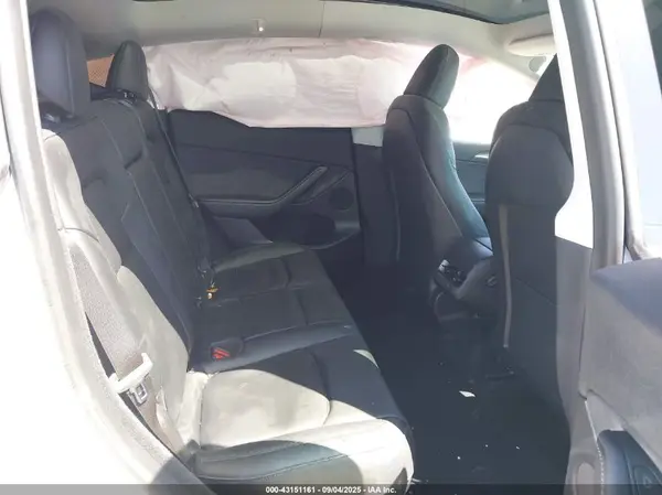 7SAYGDEE9PA081036 2023 TESLA MODEL Y - Image 8