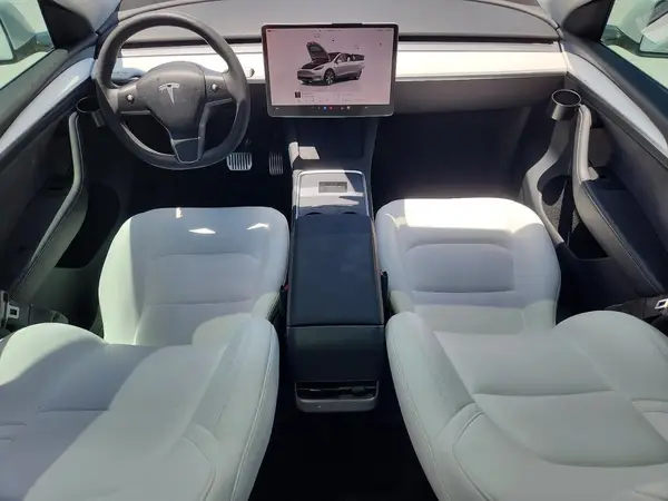 7SAYGDEE9PA083272 2023 TESLA MODEL Y - Image 8
