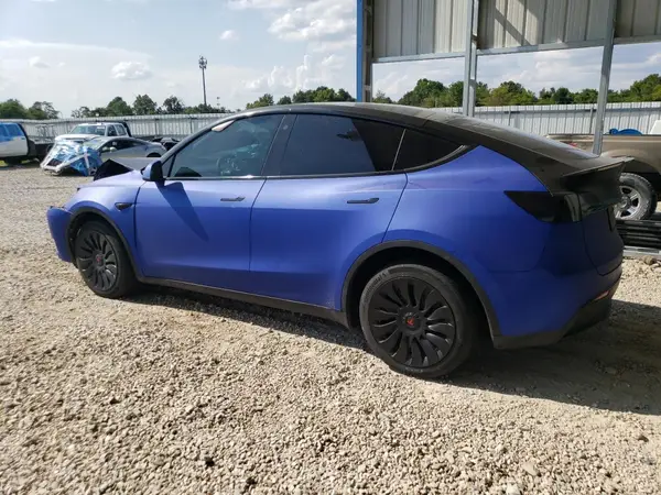 7SAYGDEE9PA091291 2023 TESLA MODEL Y - Image 2