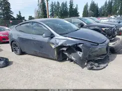 7SAYGDEE9PA102824 2023 TESLA MODEL Y