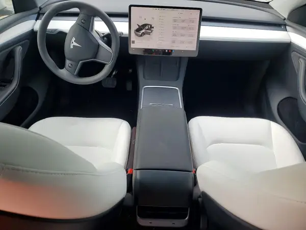 7SAYGDEE9PA105352 2023 TESLA MODEL Y - Image 8
