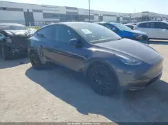 7SAYGDEE9PA108722 2023 TESLA MODEL Y