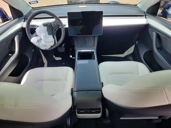 7SAYGDEE9PA111717 2023 TESLA MODEL Y - Image 8