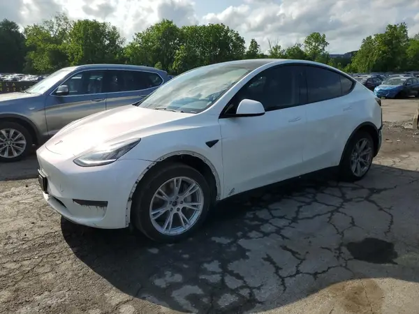 7SAYGDEE9PA120062 2023 TESLA MODEL Y - Image 1