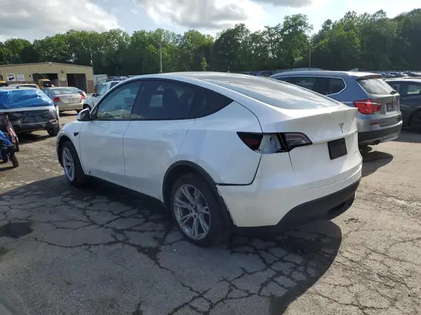 7SAYGDEE9PA120062 2023 TESLA MODEL Y - Image 2