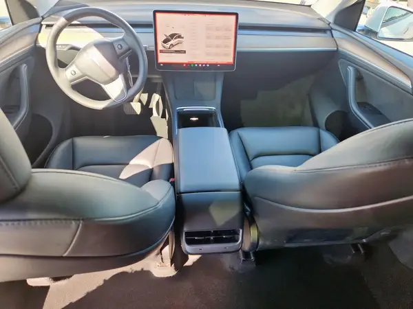 7SAYGDEE9PA123303 2023 TESLA MODEL Y - Image 8