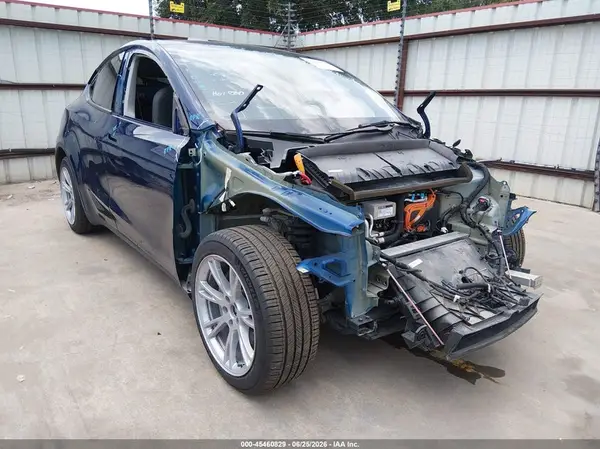 7SAYGDEE9PA129795 2023 TESLA MODEL Y - Image 1