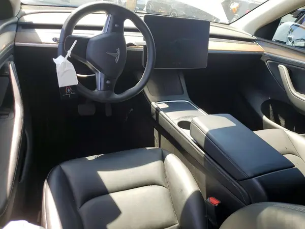 7SAYGDEE9PA136343 2023 TESLA MODEL Y - Image 8