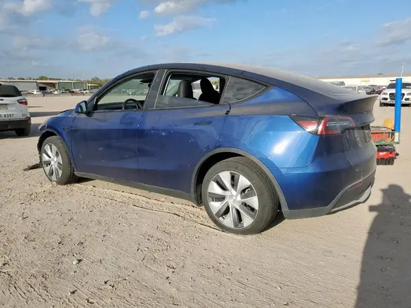7SAYGDEE9PA137282 2023 TESLA MODEL Y - Image 2