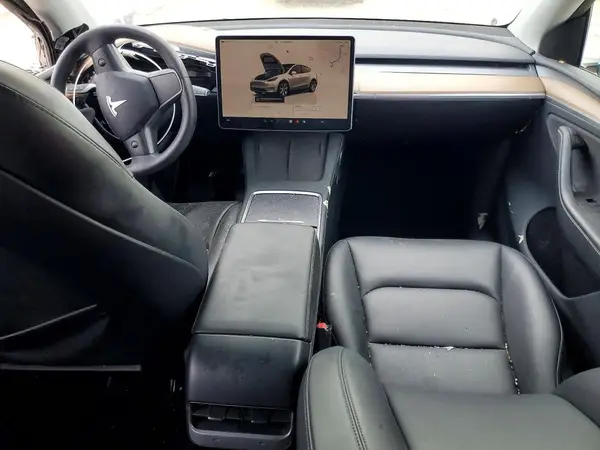 7SAYGDEE9PA137850 2023 TESLA MODEL Y - Image 8