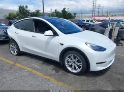 7SAYGDEE9PA138321 2023 TESLA MODEL Y
