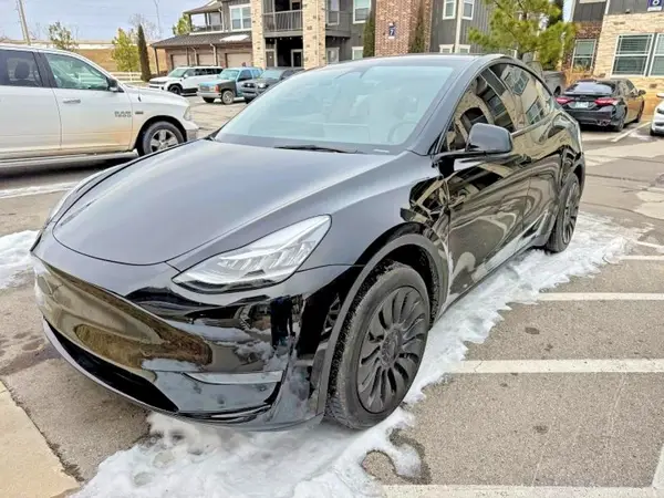 7SAYGDEE9PA145091 2023 TESLA MODEL Y - Image 2