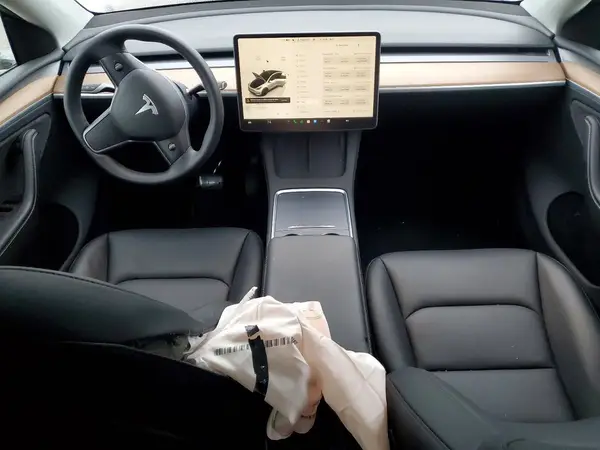 7SAYGDEE9PA148928 2023 TESLA MODEL Y - Image 8