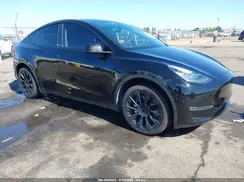 7SAYGDEE9PA152977 2023 TESLA MODEL Y