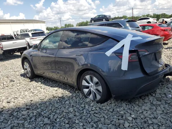 7SAYGDEE9PA155426 2023 TESLA MODEL Y - Image 2