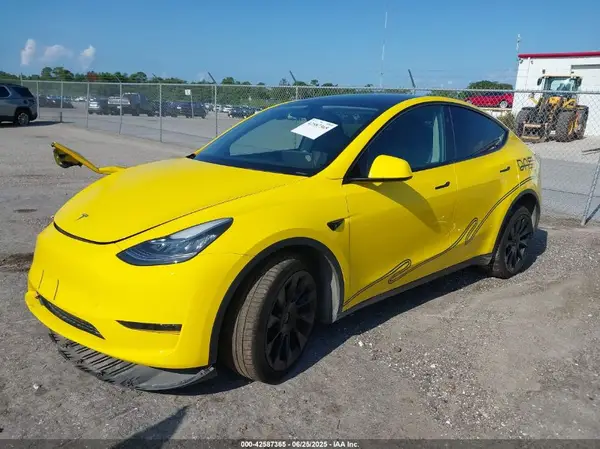 7SAYGDEE9PA157032 2023 TESLA MODEL Y - Image 2