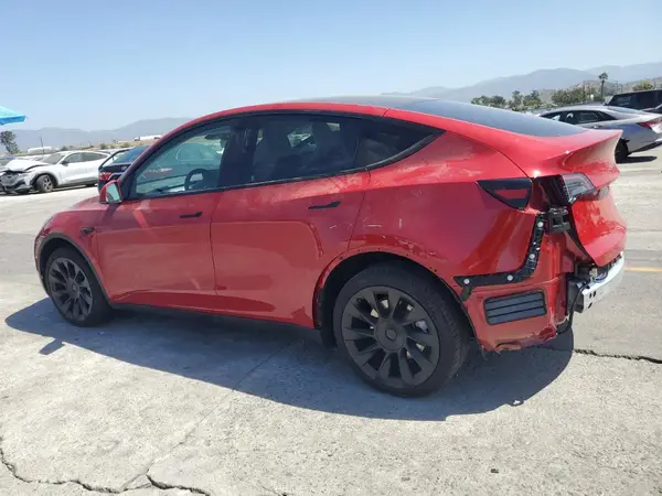 7SAYGDEE9PA160545 2023 TESLA MODEL Y - Image 2