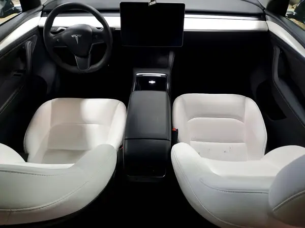 7SAYGDEE9PA166751 2023 TESLA MODEL Y - Image 8