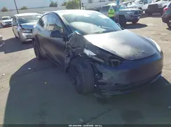 7SAYGDEE9PA175630 2023 TESLA MODEL Y