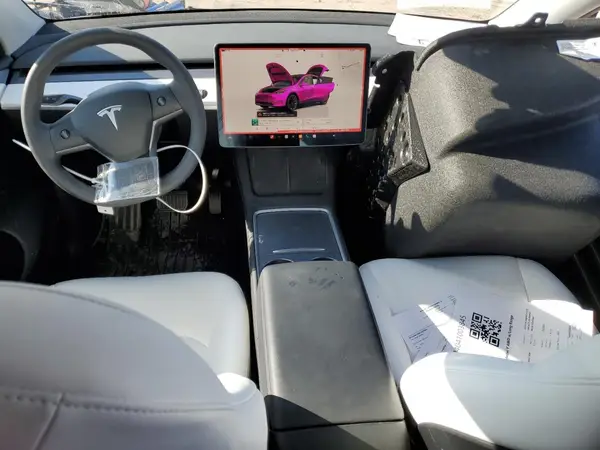 7SAYGDEE9PA177636 2023 TESLA MODEL Y - Image 8