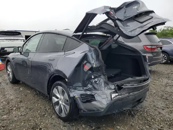 7SAYGDEE9PA178964 2023 TESLA MODEL Y - Image 2