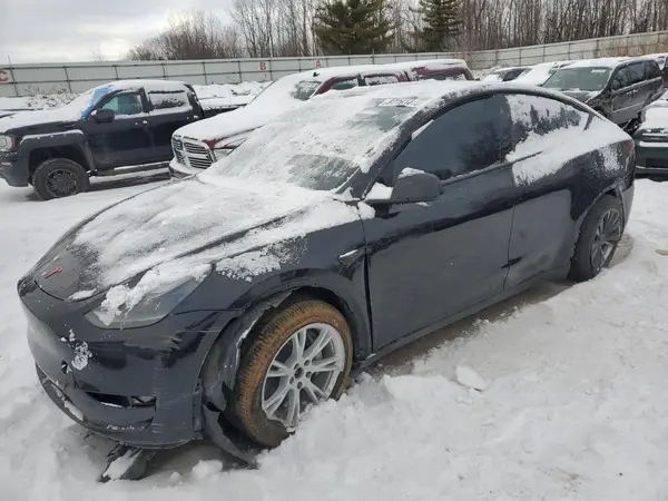 7SAYGDEE9PA181525 2023 TESLA MODEL Y - Image 1