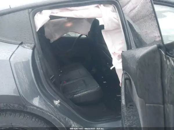 7SAYGDEE9PA183114 2023 TESLA MODEL Y - Image 8