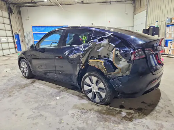 7SAYGDEE9PA187003 2023 TESLA MODEL Y - Image 2