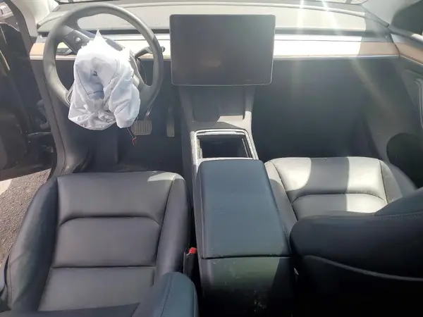 7SAYGDEE9PA187714 2023 TESLA MODEL Y - Image 8