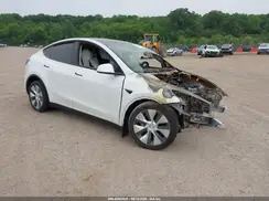 7SAYGDEE9PA193528 2023 TESLA MODEL Y