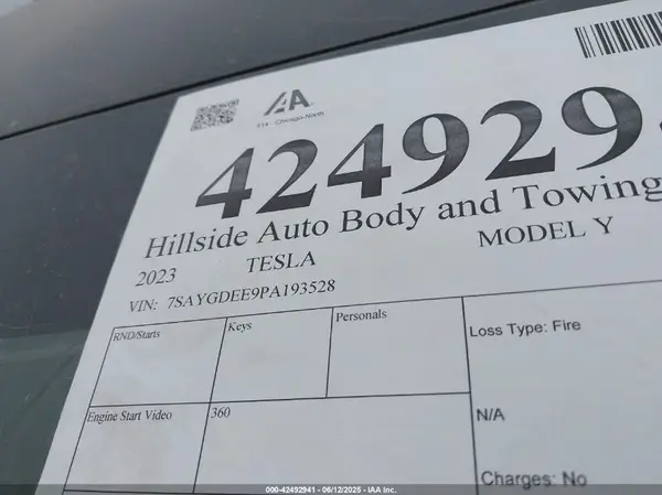 7SAYGDEE9PA193528 2023 TESLA MODEL Y - Image 8