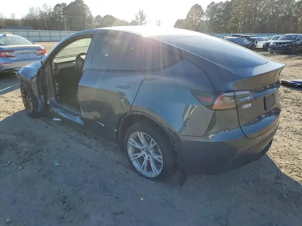 7SAYGDEE9PA201238 2023 TESLA MODEL Y - Image 2