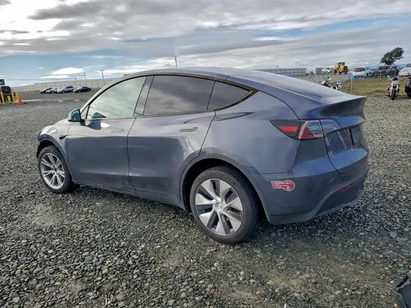 7SAYGDEE9PA201918 2023 TESLA MODEL Y - Image 2