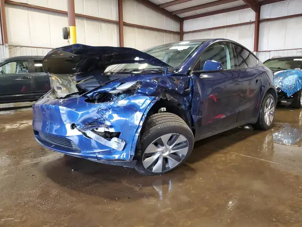 7SAYGDEE9PA204723 2023 TESLA MODEL Y - Image 1