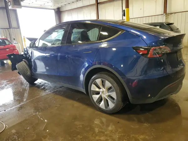 7SAYGDEE9PA204723 2023 TESLA MODEL Y - Image 2
